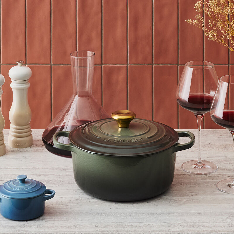 Round Dutch Oven - Round French Oven | Le Creuset